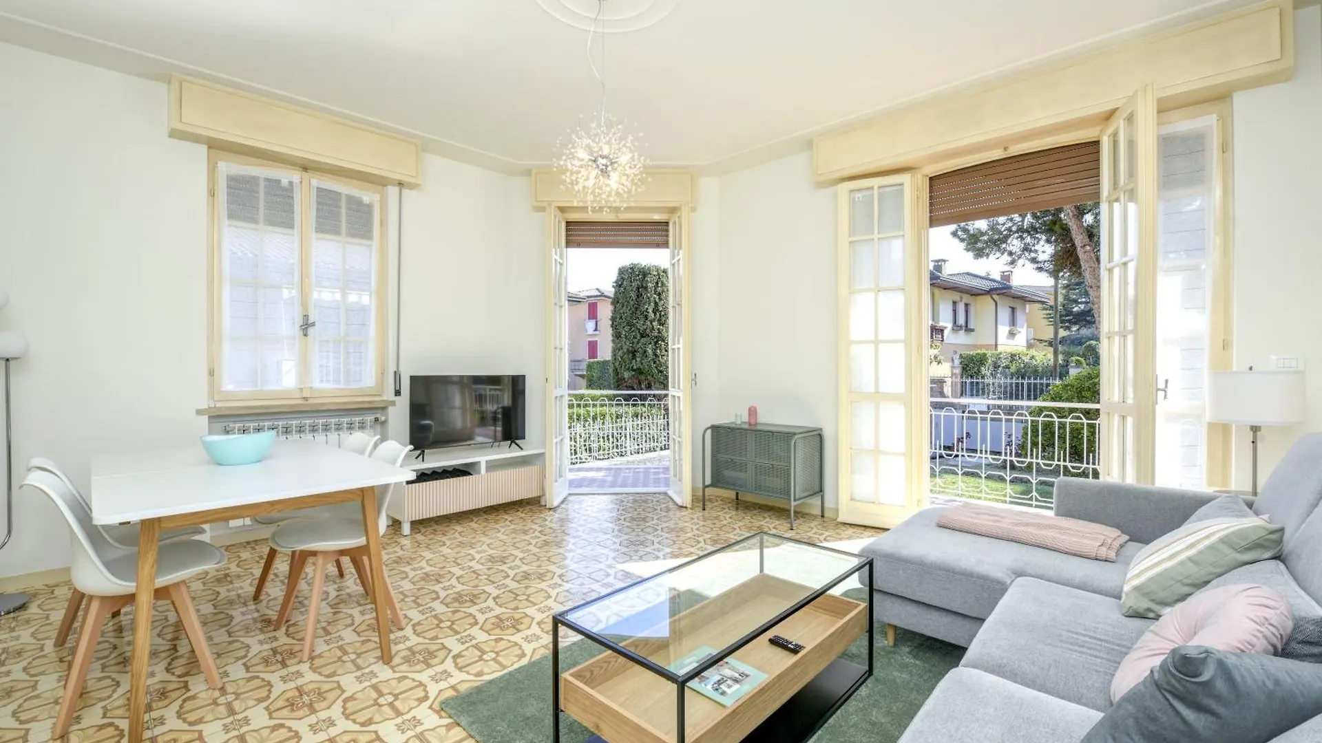 Apartament Garda Retreat - Beach And Every Service A 50Mt Sirmione Włochy